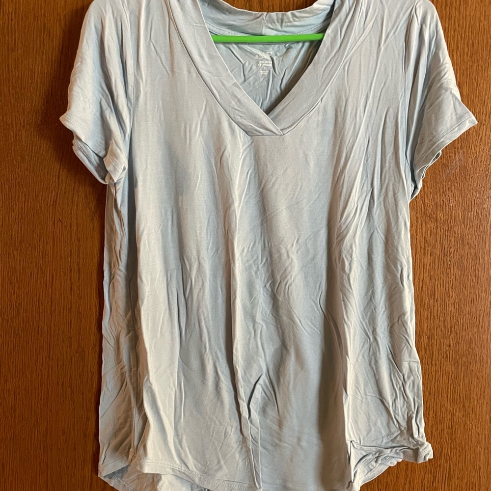Market & Spruce light blue tee- medium